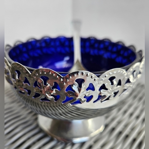VINTAGE CELTIC QUALITY PLATE CO 3 PC PEDESTAL BOWL BLUE SILVER - Picture 6 of 8
